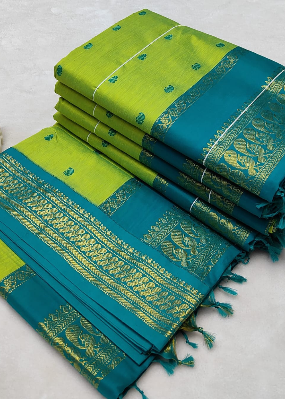 Leaf Green Harmony – Ramar Blue Kalyani Cotton Saree