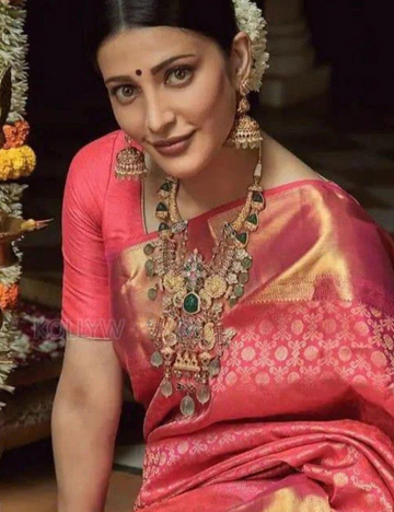 "Shruthi Hasan inspired Pink Banarasi Tissue Silk Saree"