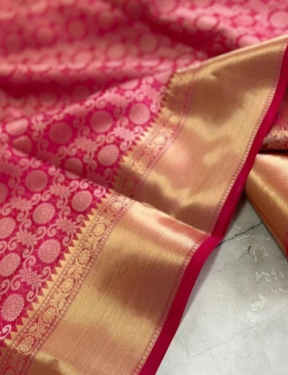 "Shruthi Hasan inspired Pink Banarasi Tissue Silk Saree"