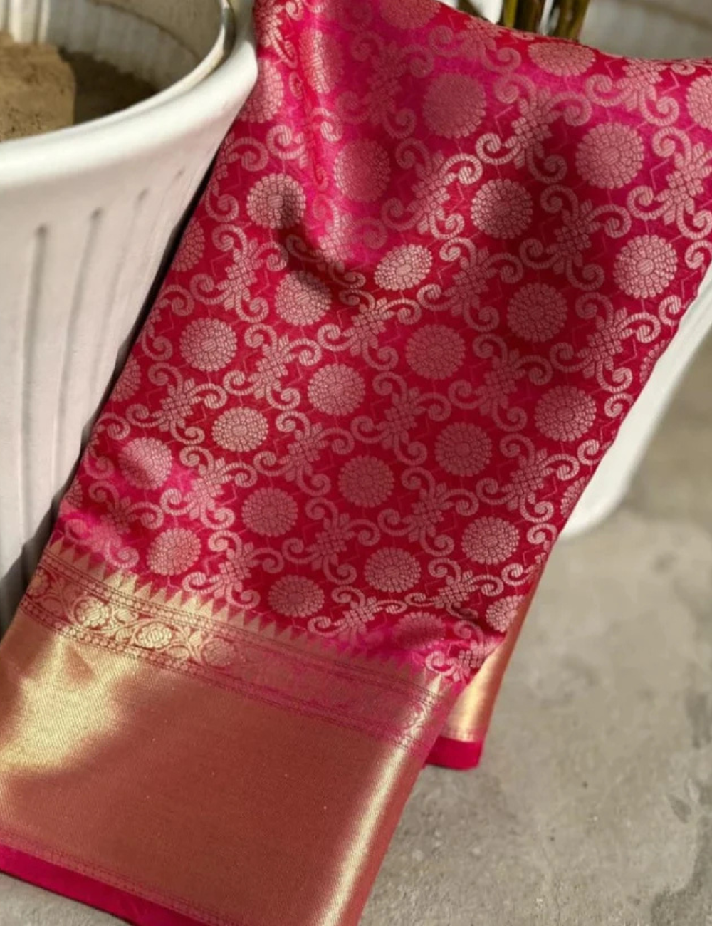"Shruthi Hasan inspired Pink Banarasi Tissue Silk Saree"