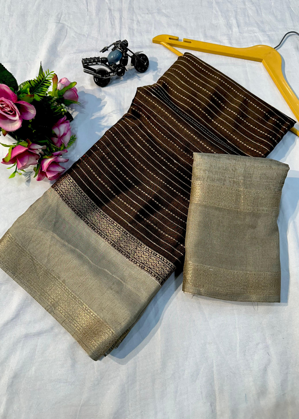Graceful Grandeur: Mysore Silk Elegance with Two-Tone Padding Border