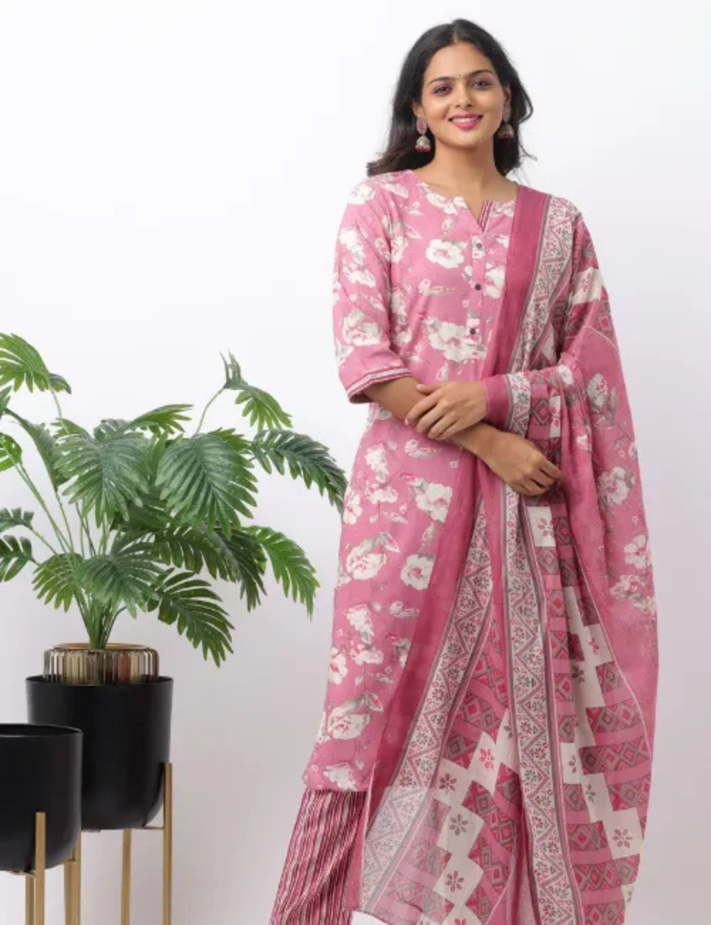 Elegant 3-Piece Dusty Rose Salwar Kameez Set – Branded & Stylish