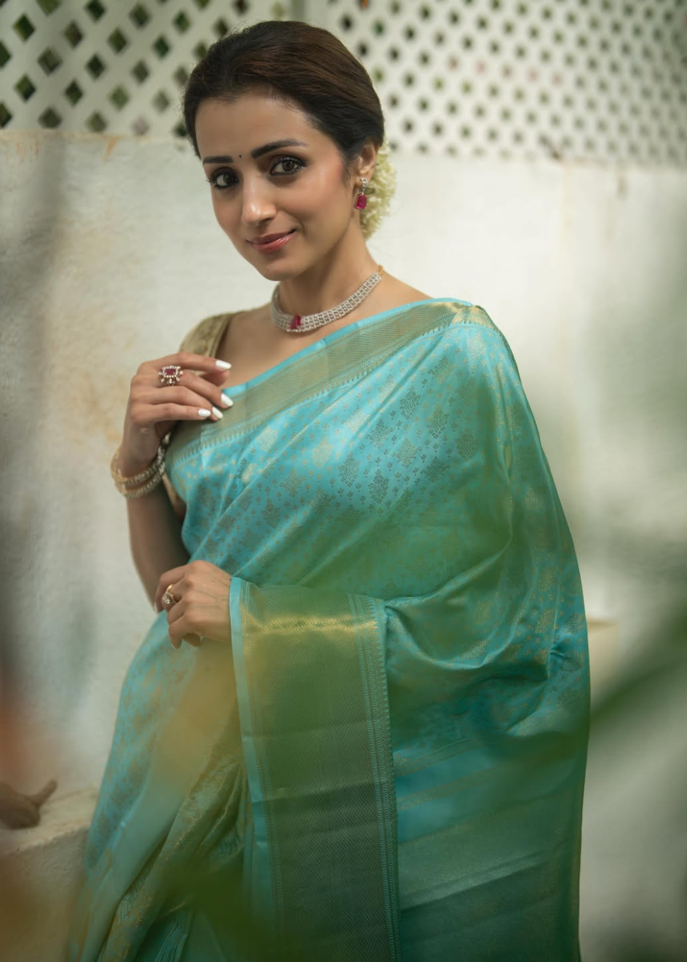Actress Trisha Inspired Soft Silk Saree with Floral Design & Rich Pallu
