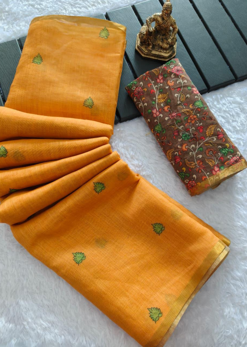 Classic Brown Linen Cotton Saree