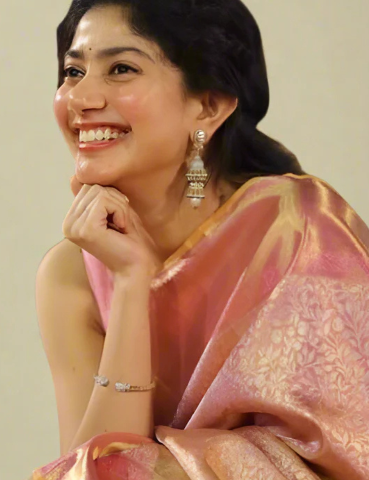 "Sai Pallavi Inspired Saree – Banarasi Tissue Silk Elegance